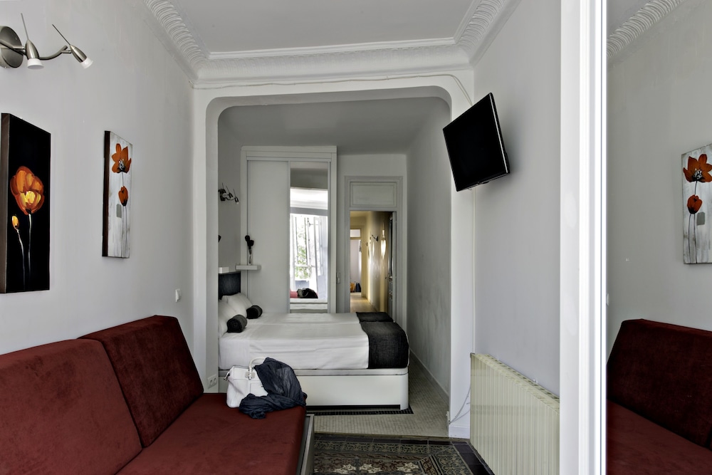 Apartamentos Roisa Centro 56/72