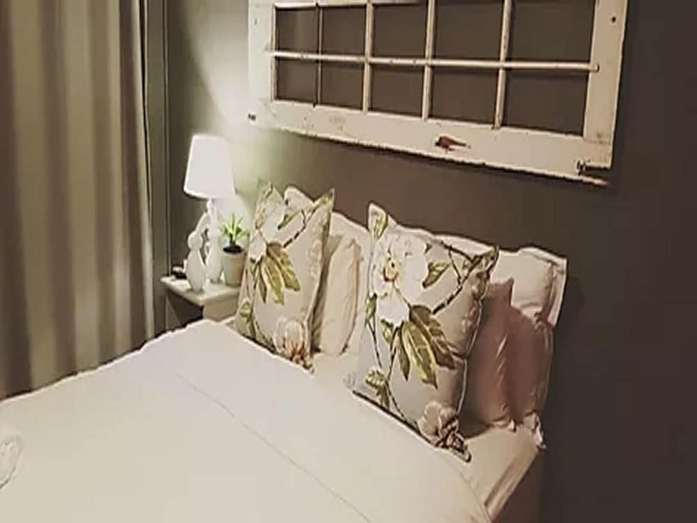 Buffelsvley Guest Farm & Wedding Venue 7/16