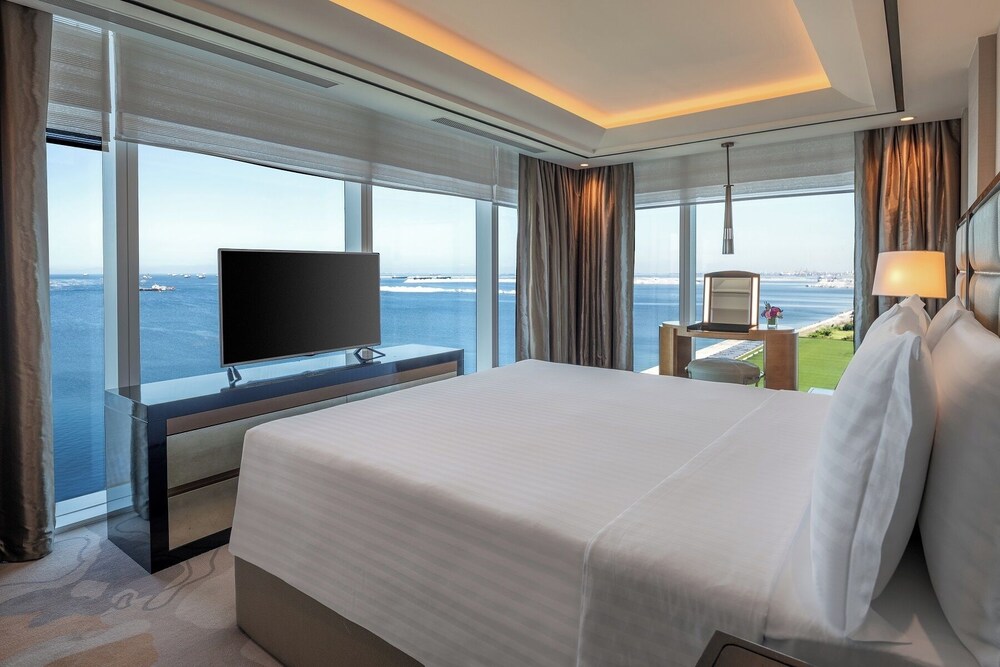 Signature Suite