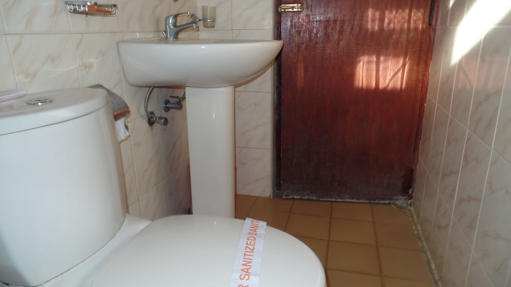Nilketha Villa Eco Hotel 42/42