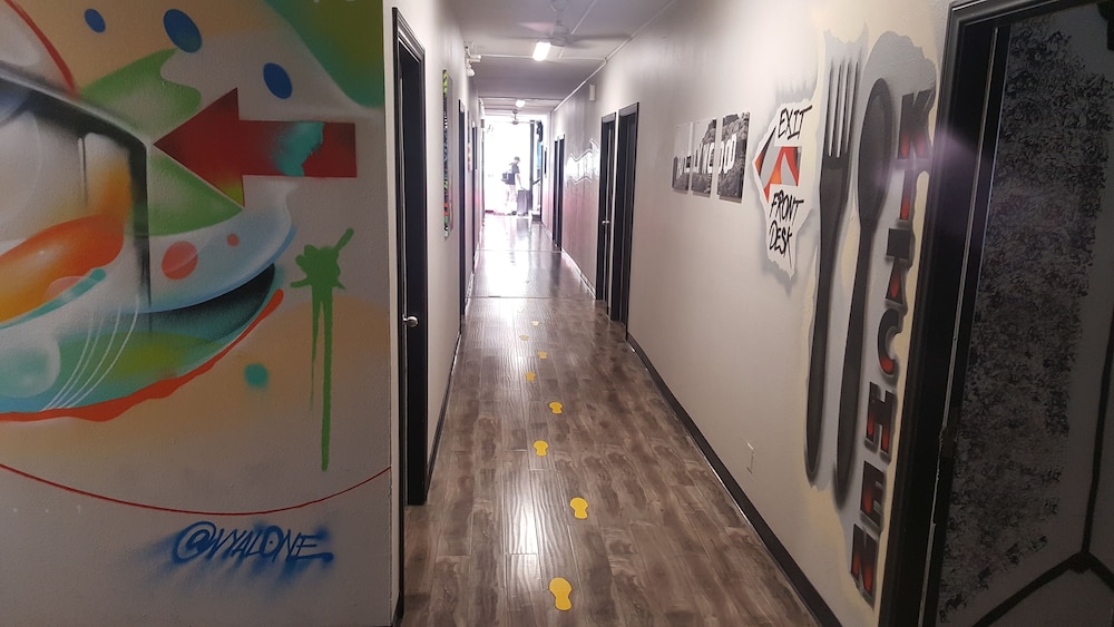 Samesun Hollywood (formerly Walk of Fame Hostel) 21/50