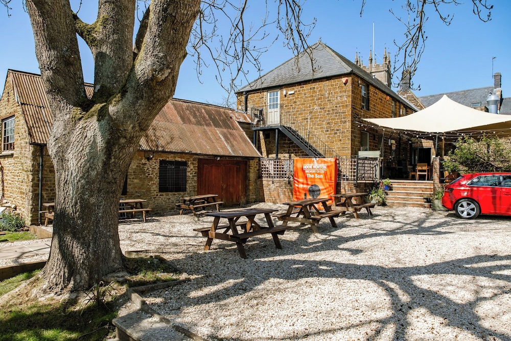 The Sun Inn 39/50