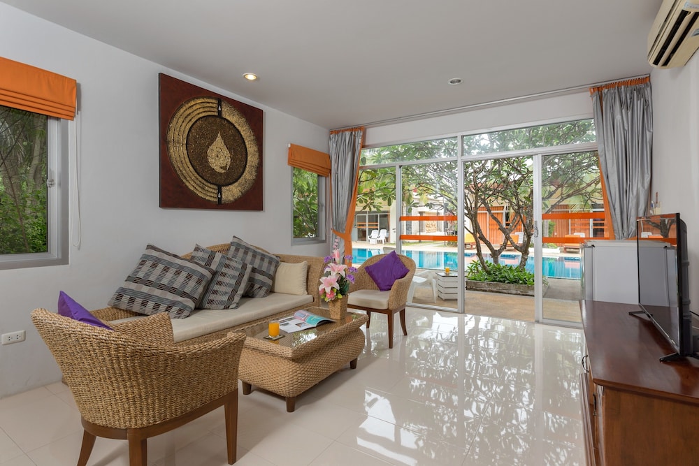 Phuket Sea Resort 23/50