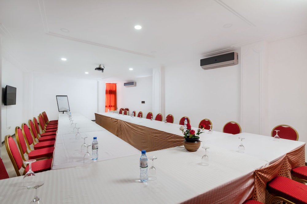 Hotel Bkbg 30/45