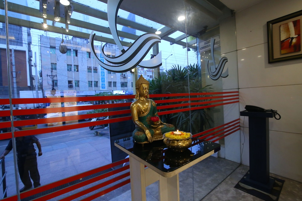 Quality Inn Bez Krishnaa 33/50