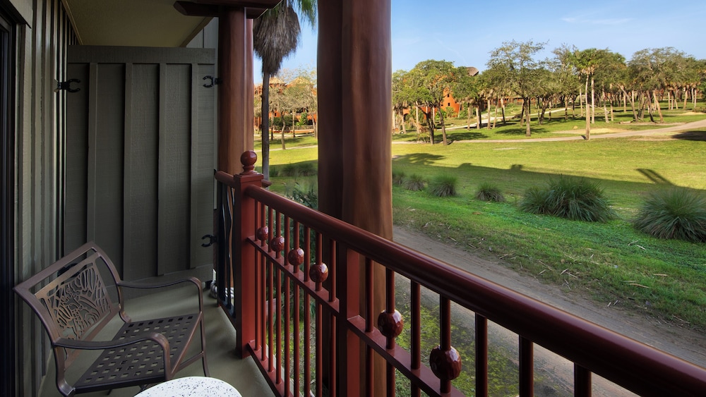 Disneys Animal Kingdom Lodge 45/50