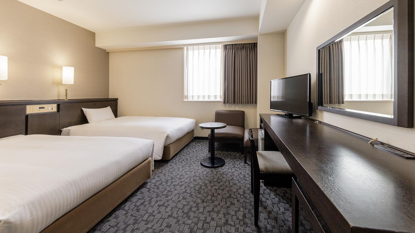 Room, Twin Beds, New Wing