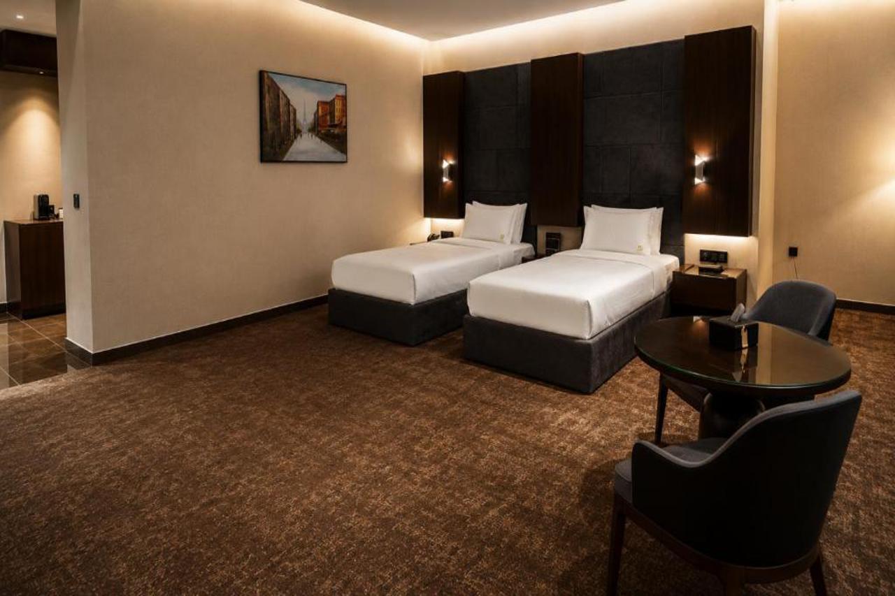 Baghdad Do Hotel 10/20