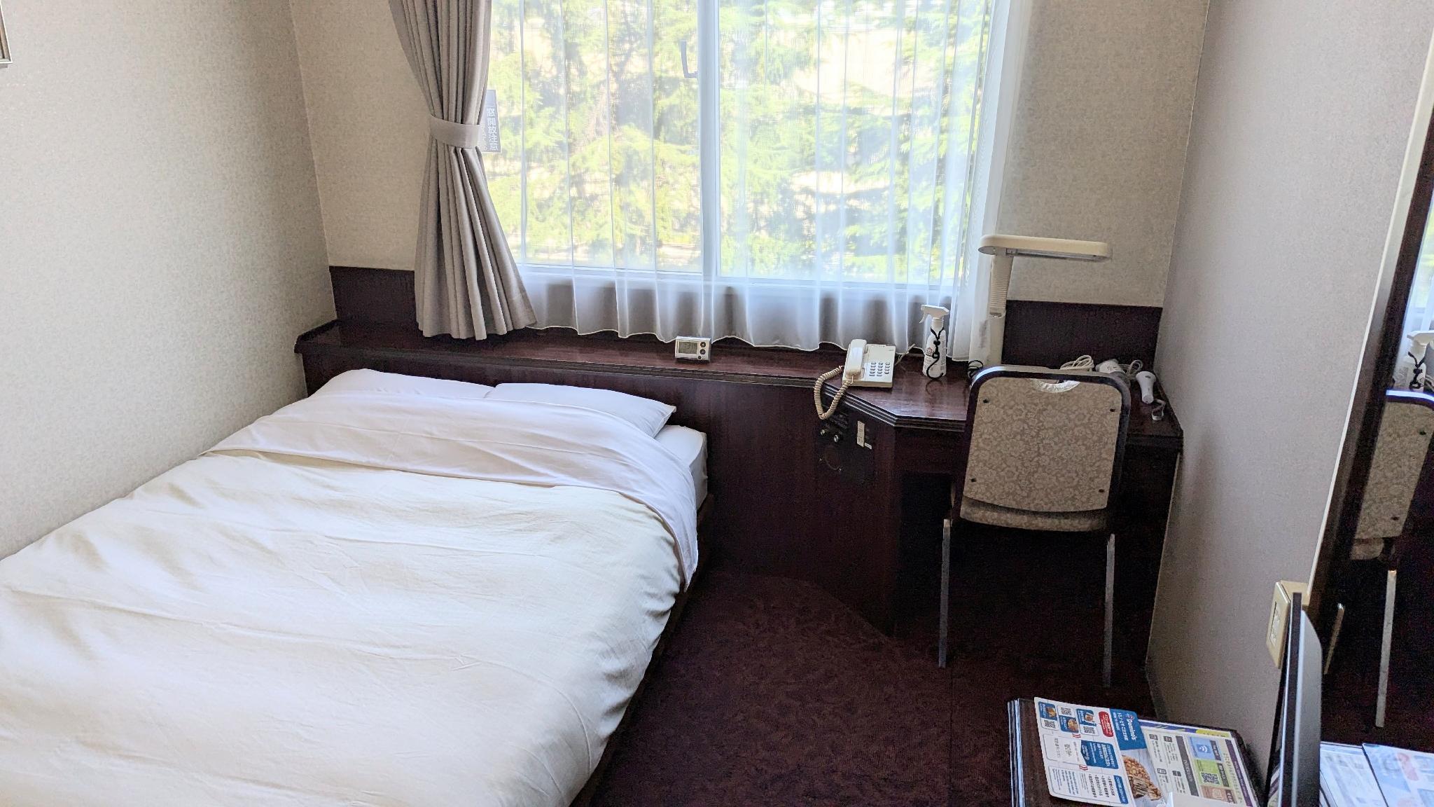 Semi Room, Standard, Semi Double Bed, Smoking