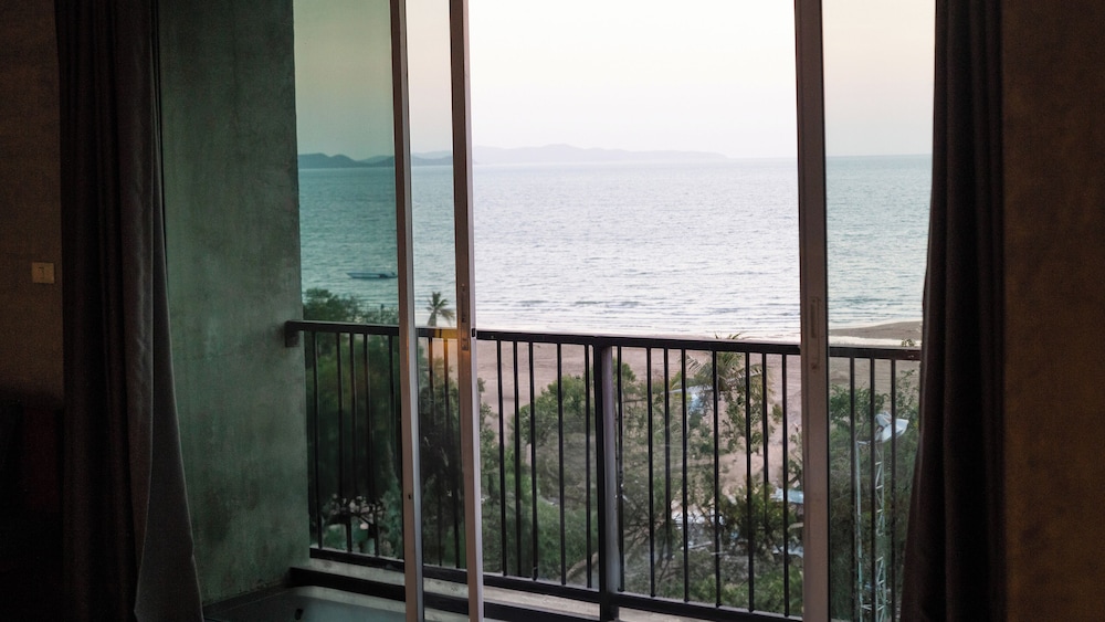 B2 Sea View Pattaya Boutique Budget Hotel 29/40