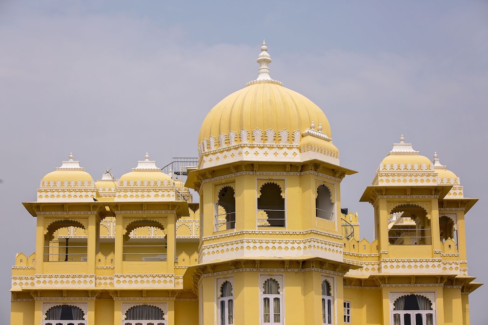 Bloom Boutique Udaipur (Lake Pichola) 6/50