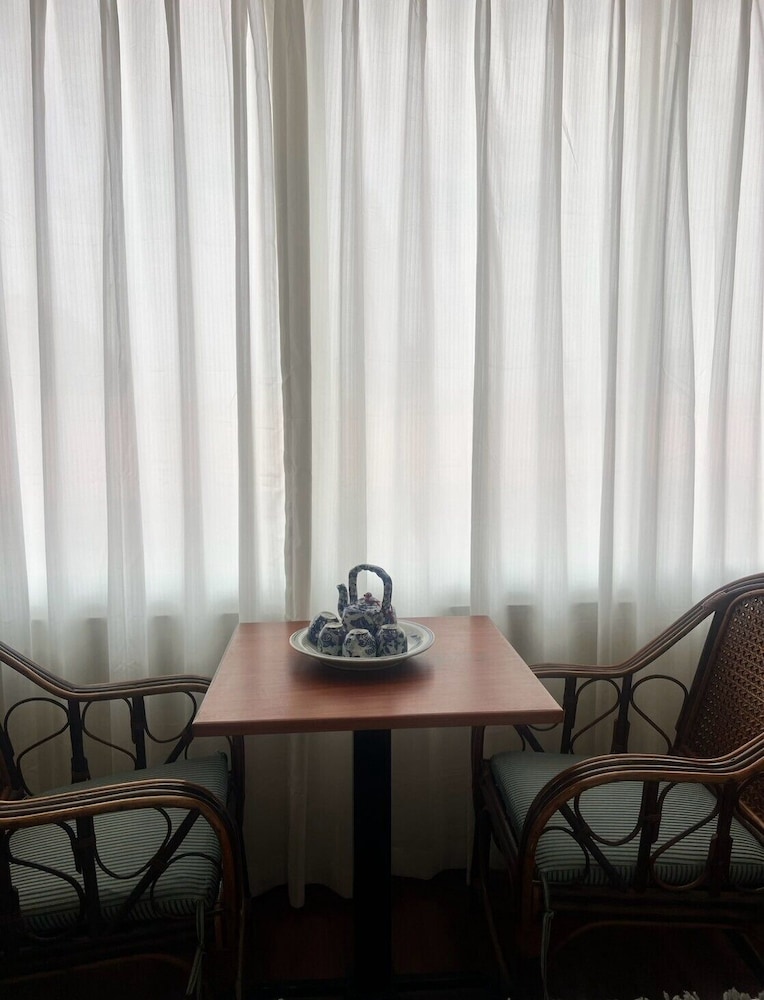 Longzhu Guesthouse 37/49