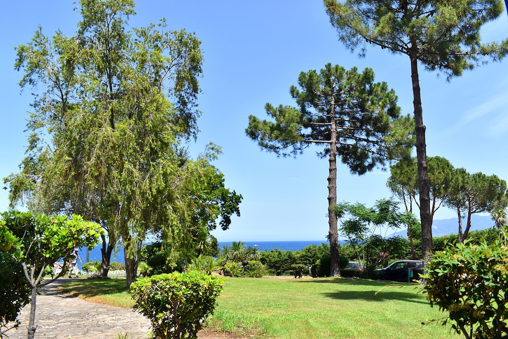 Hotel Bellevue Bastia 31/37