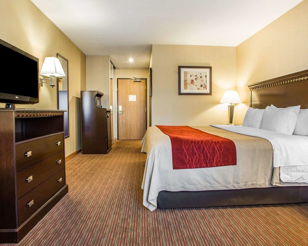 Quality Inn Greenville North 8/40