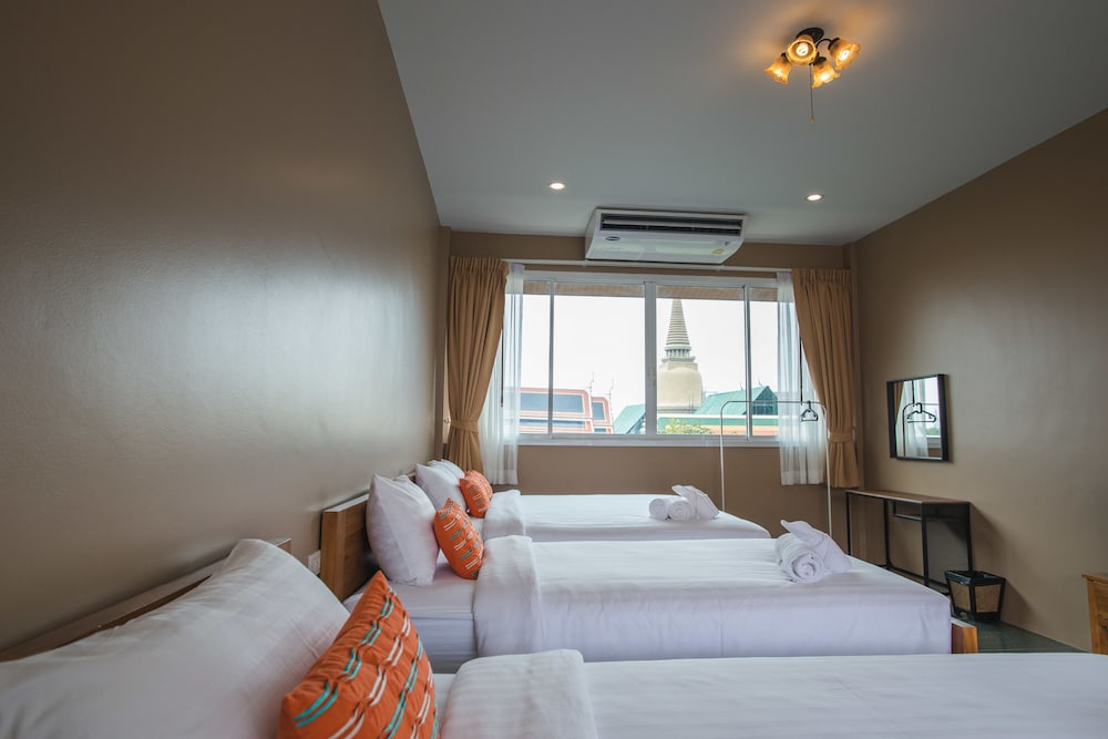 Feung Nakorn Balcony Rooms Cafe 18/79