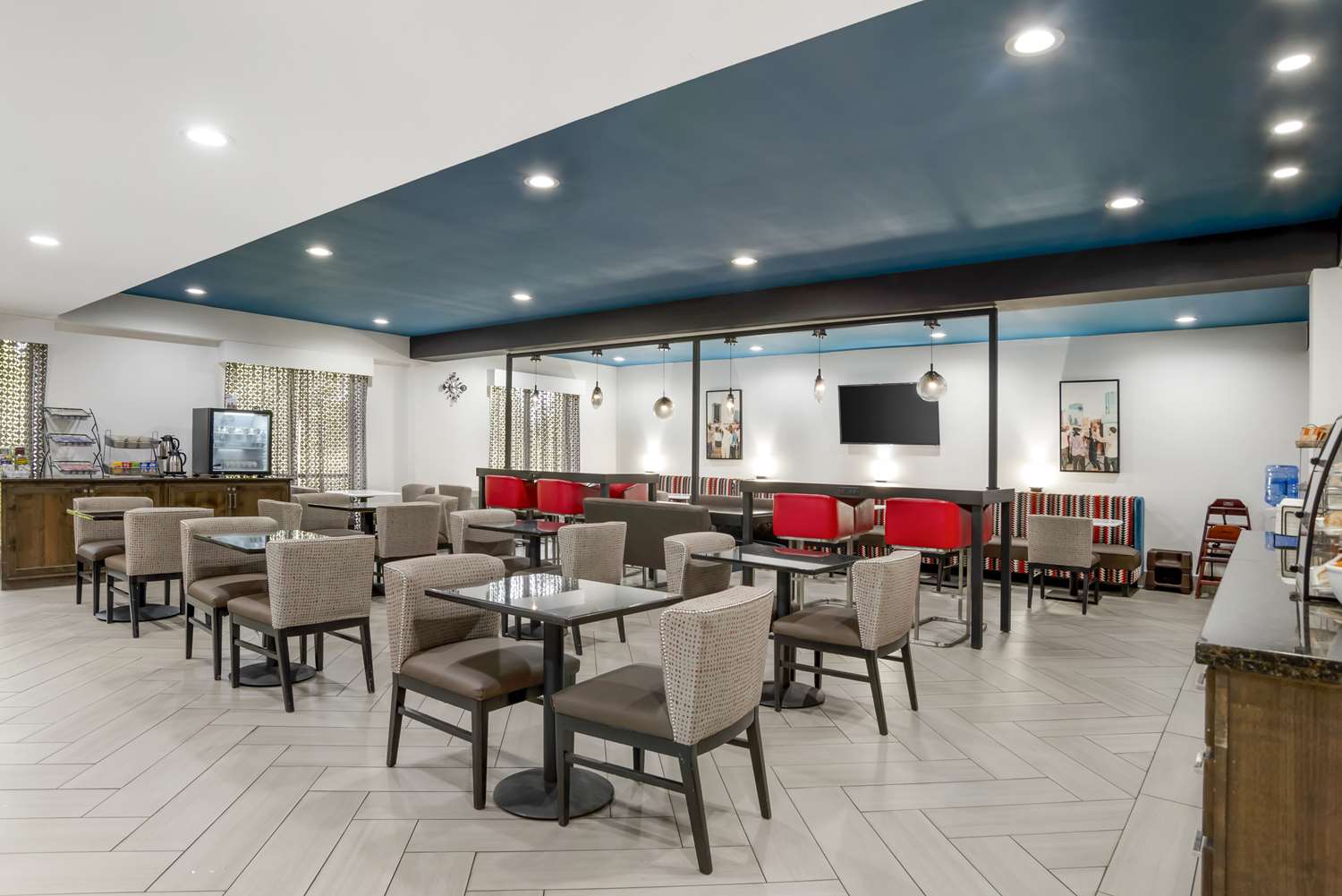 Best Western Plus Daphne Inn & Suites 8/16