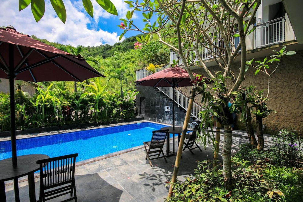 Dewivilla Hotel 36/50