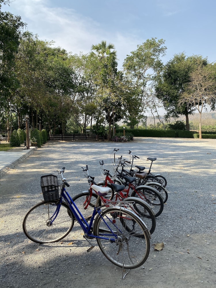 BAANPUFA RESORT 62/80
