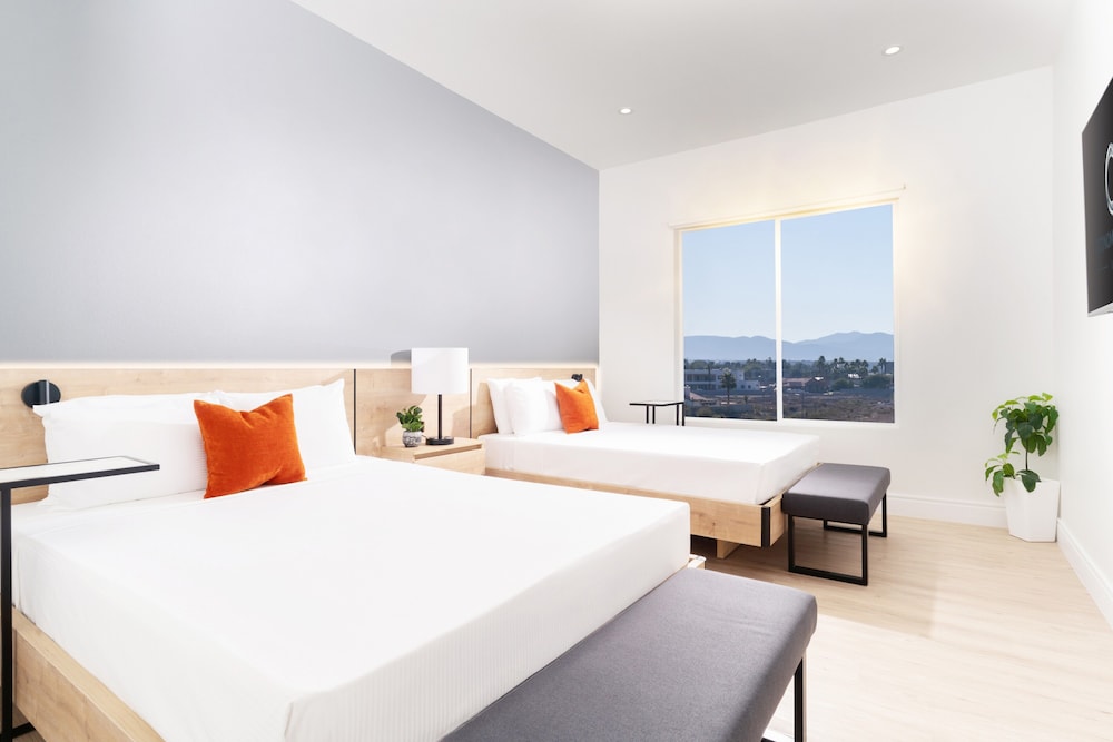 Otonomus Hotel - Las Vegas 12/50