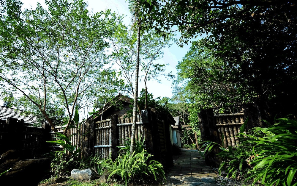 Mudanwan Villa 32/34