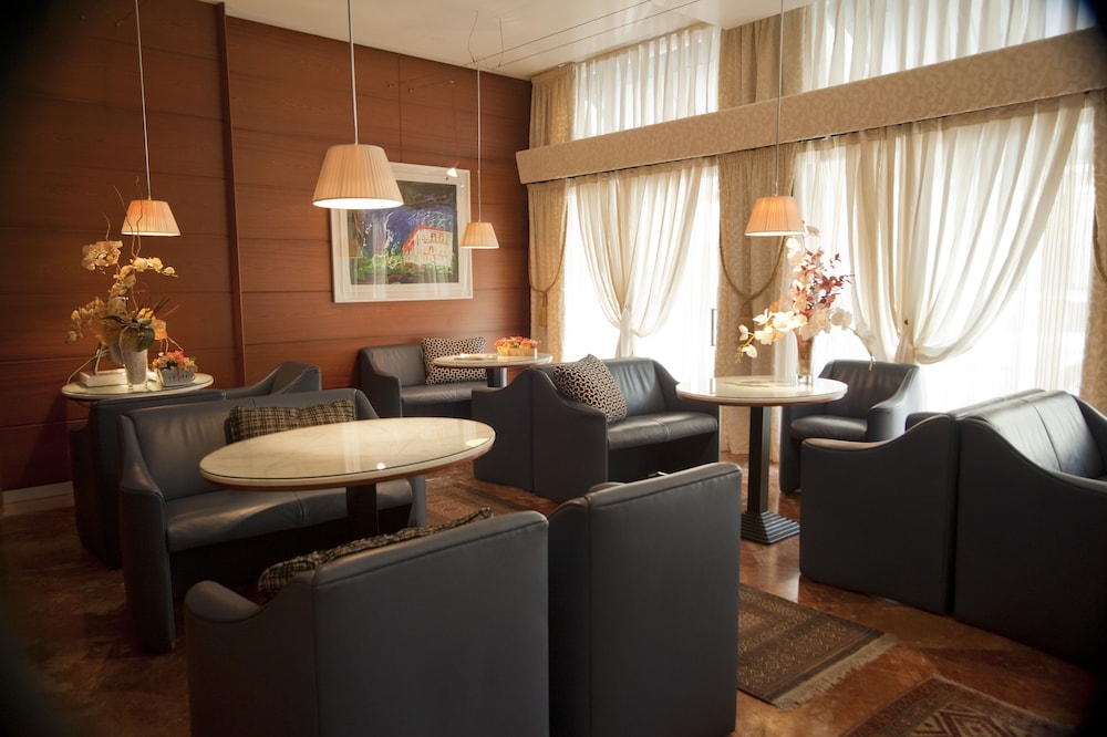 Hotel Europa SNC 46/56