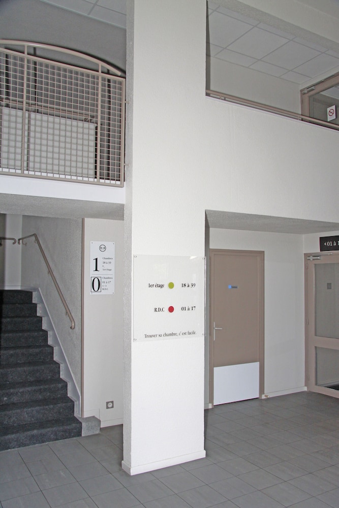 B&B Hotel Vierzon 2/15