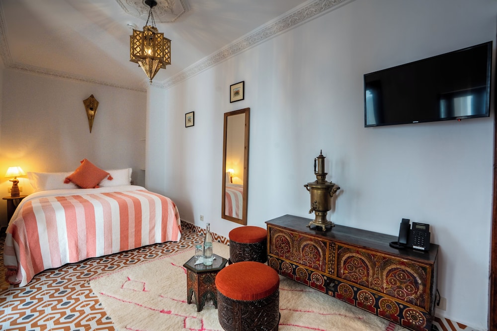 RIAD ALADDIN 28/76