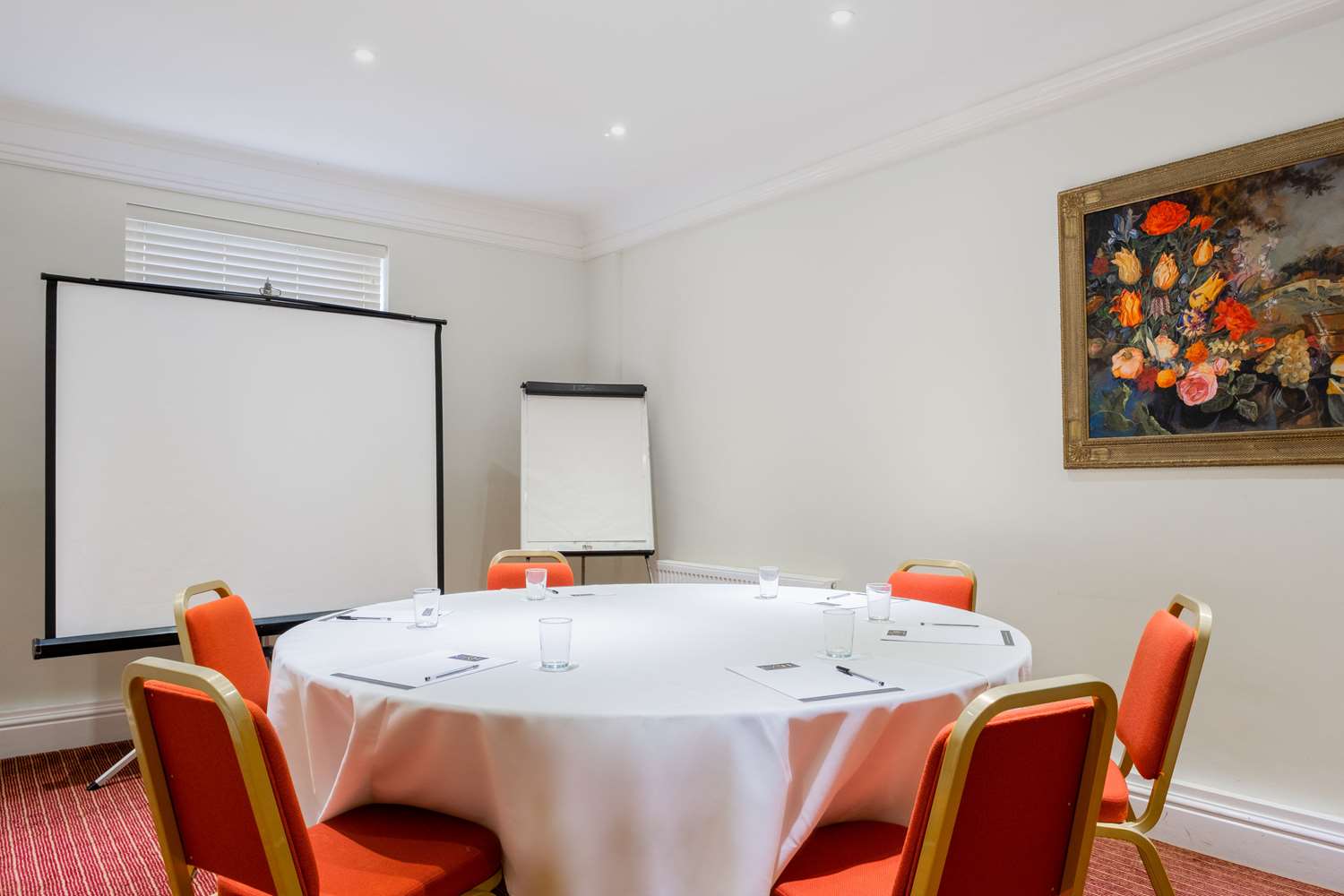 Ramada by Wyndham Cheltenham 9/17
