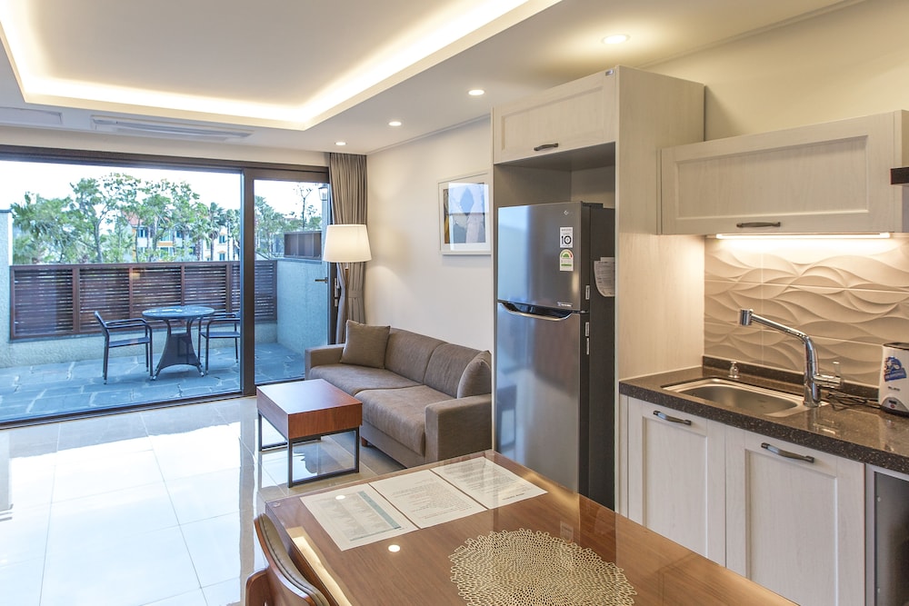 Leeum Island Spa & Pool Villa 24/50