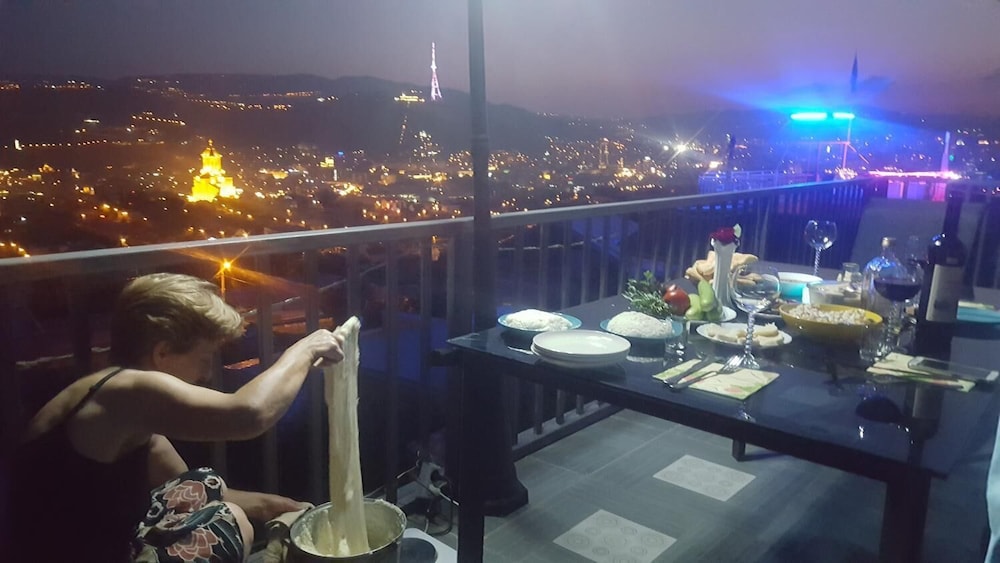 Upstairs Hotel Tbilisi 13/35