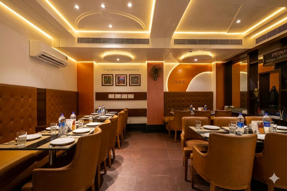 AIRPORT HOTEL DELHI 37 59/64