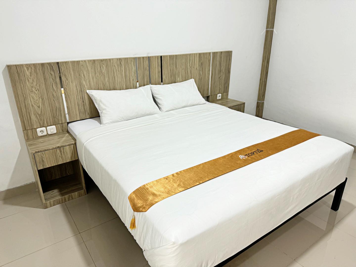 Toptel Hotel Pekanbaru 8/18
