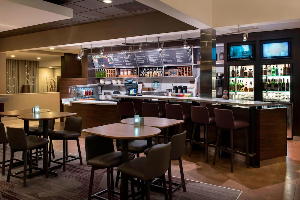 Courtyard Chicago Waukegan/Gurnee 31/42