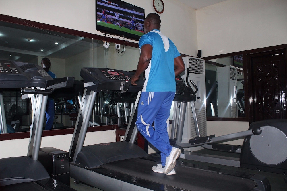 Barcelona Hotels Abuja 26/50