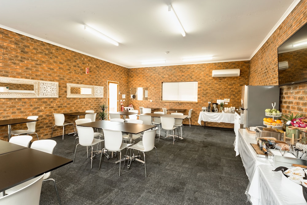 Hume Country Motor Inn Albury 37/48