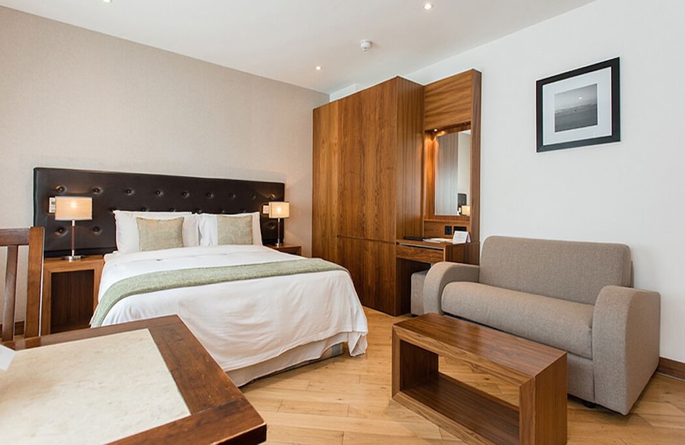 1 BEDROOM, APARTMENT