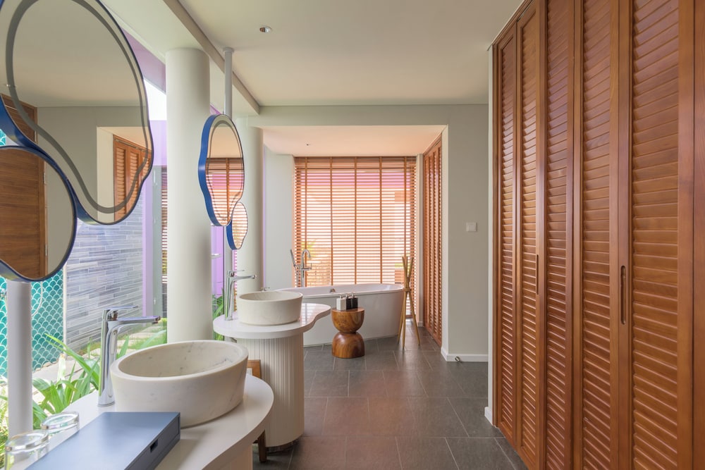 TTC Resort Van Phong Bay 50/50