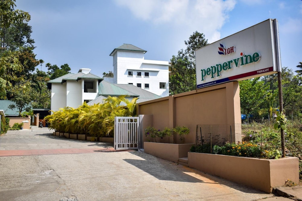 Hotel PepperVine 3/66