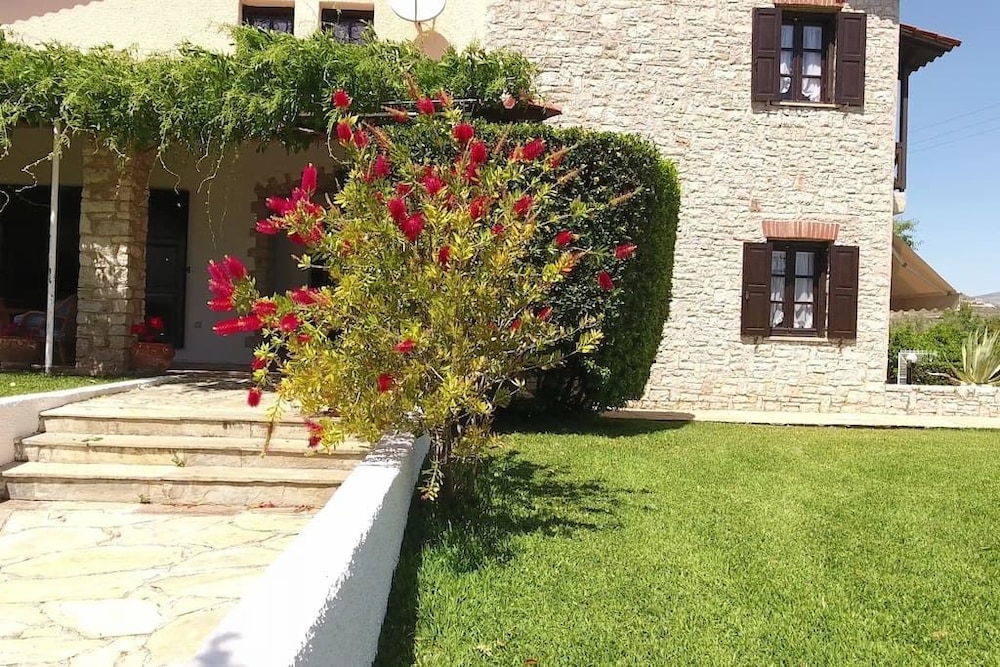 Orange Grove Villa 46/50