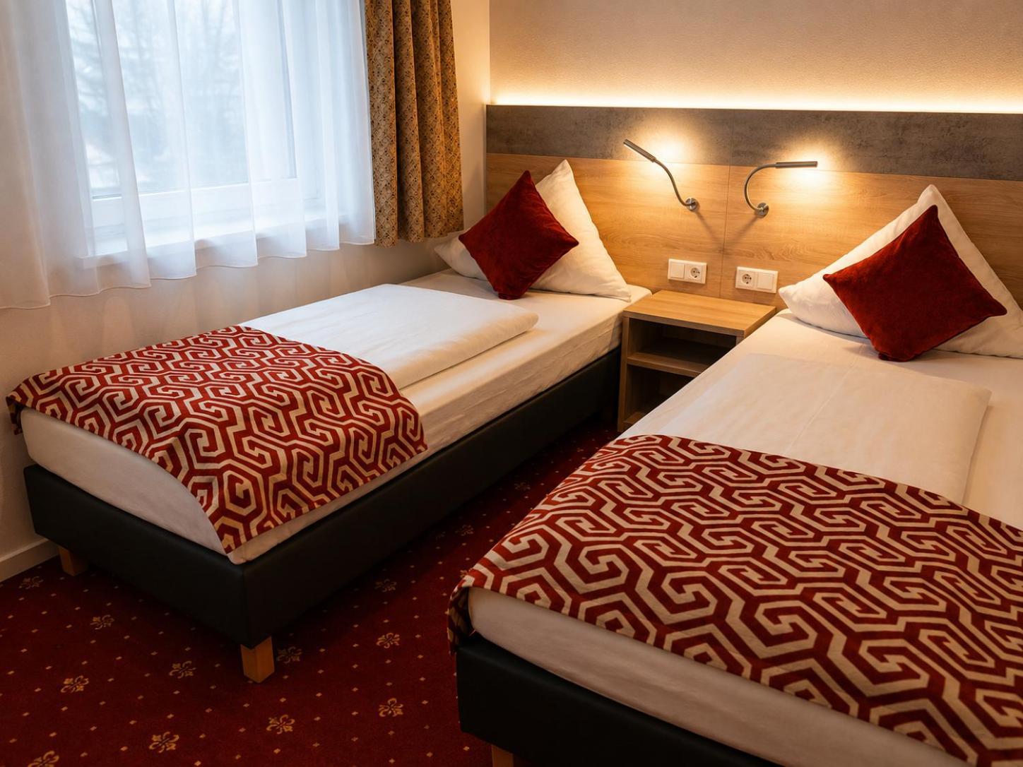 Hotel Stadion Stadt 6/15