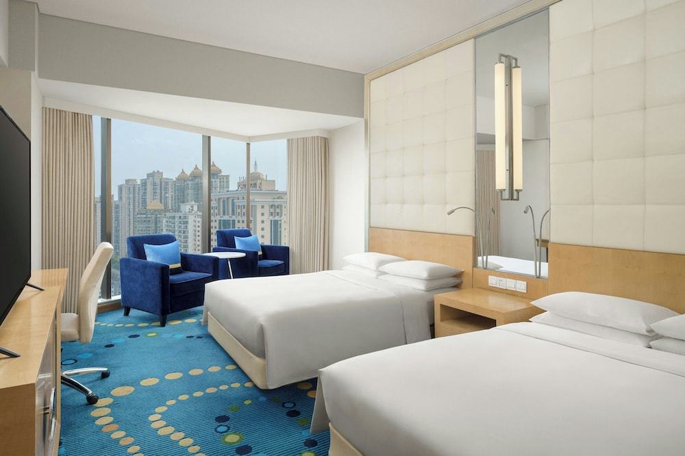 Bund, 2 Double Beds, with View