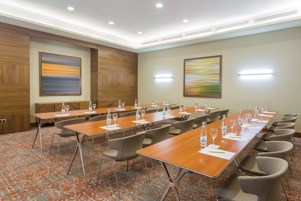 Hilton Garden Inn Tanger City Center 37/42