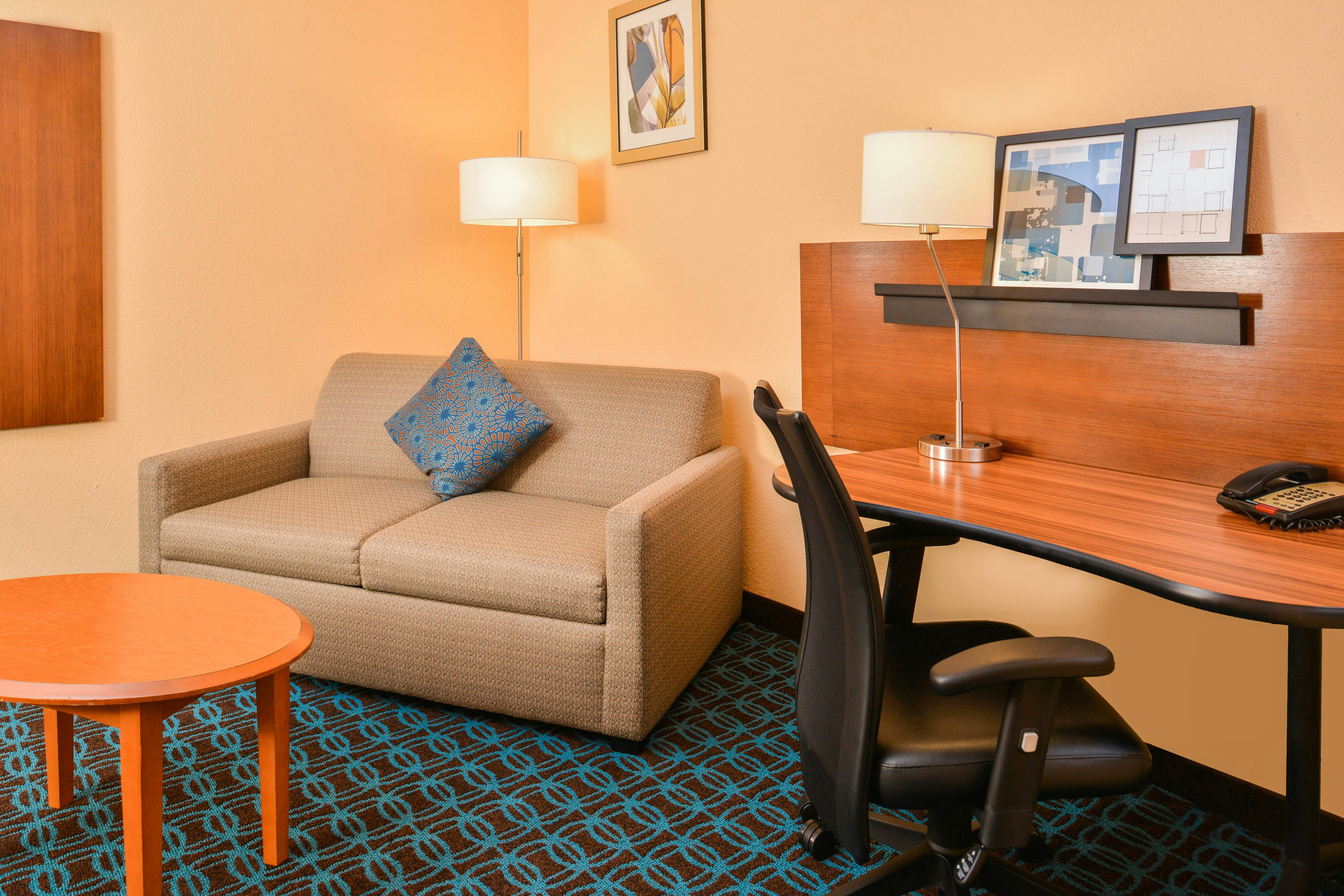 Fairfield Inn and Suites Beaumont 24/25