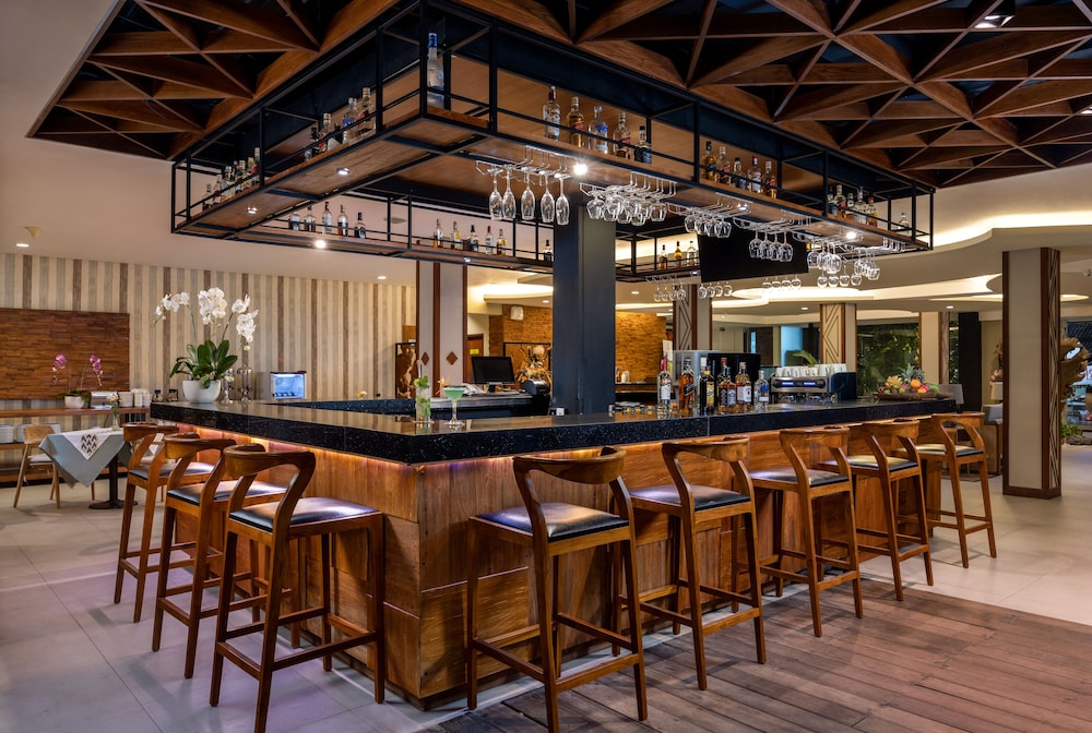 Taksu Sanur Hotel 54/76