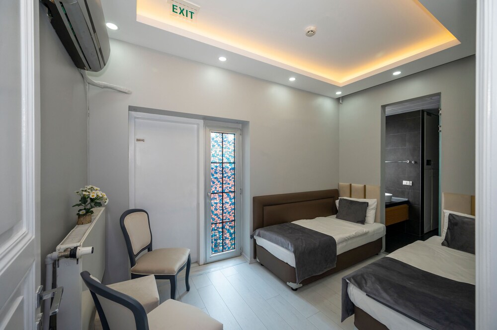 Hotel Next2 51/65
