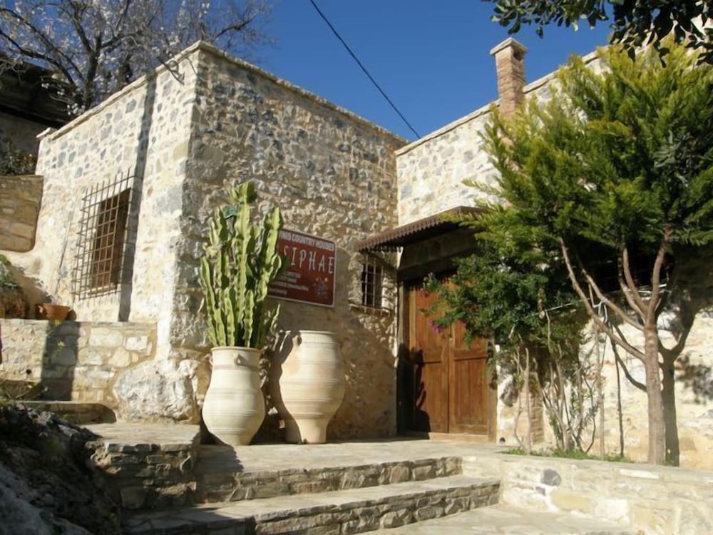 Dorovinis Country Houses 22/50