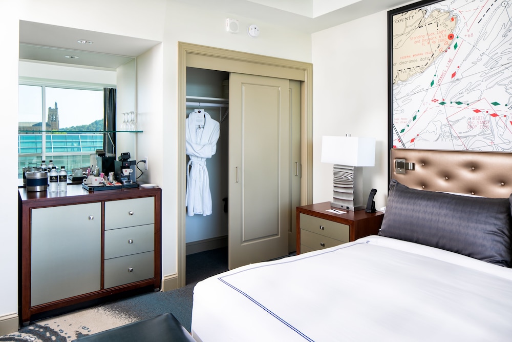 The Tennessean Personal Luxury Hotel 19/57