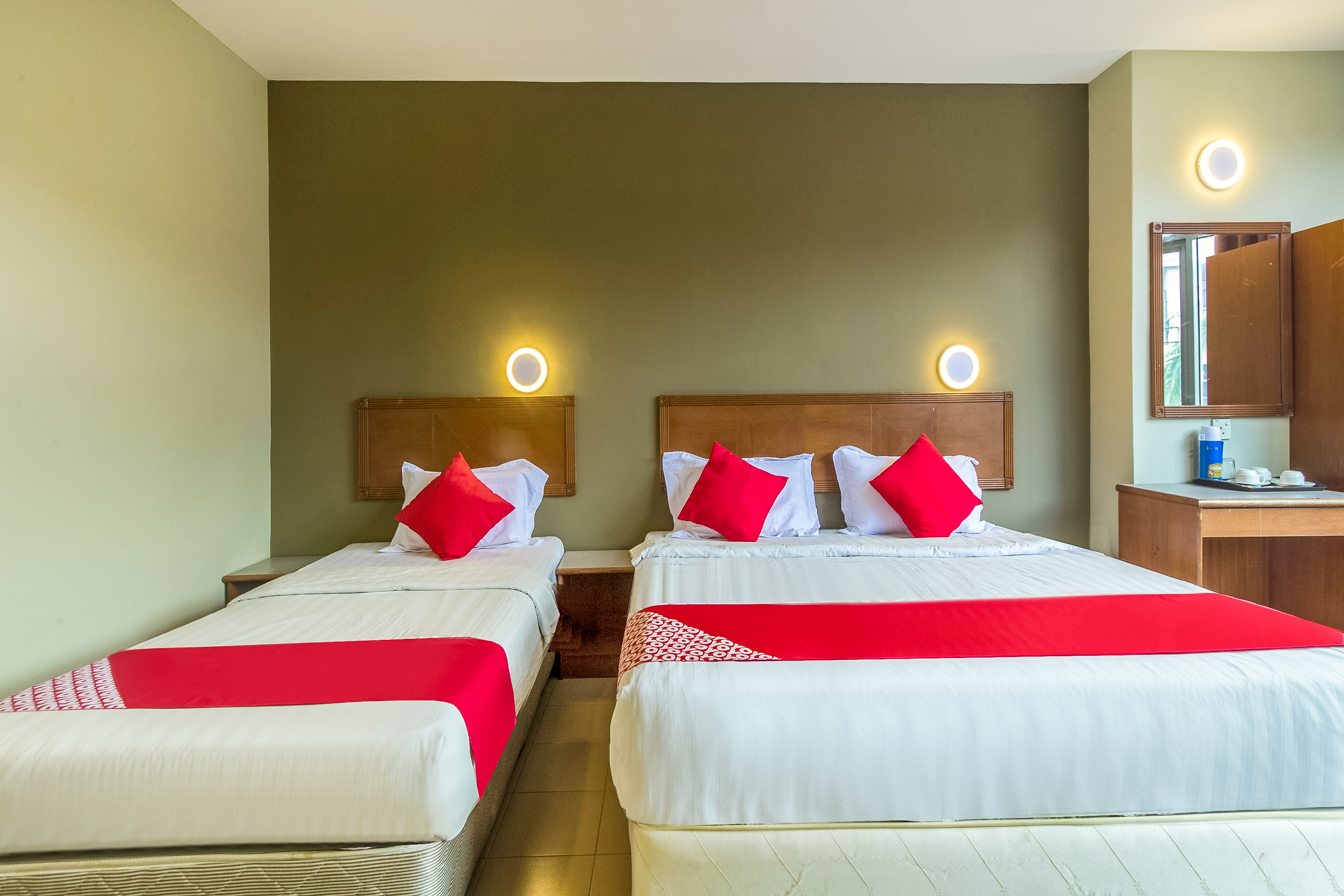 Super OYO 828 Comfort Hotel Shah Alam 4/28