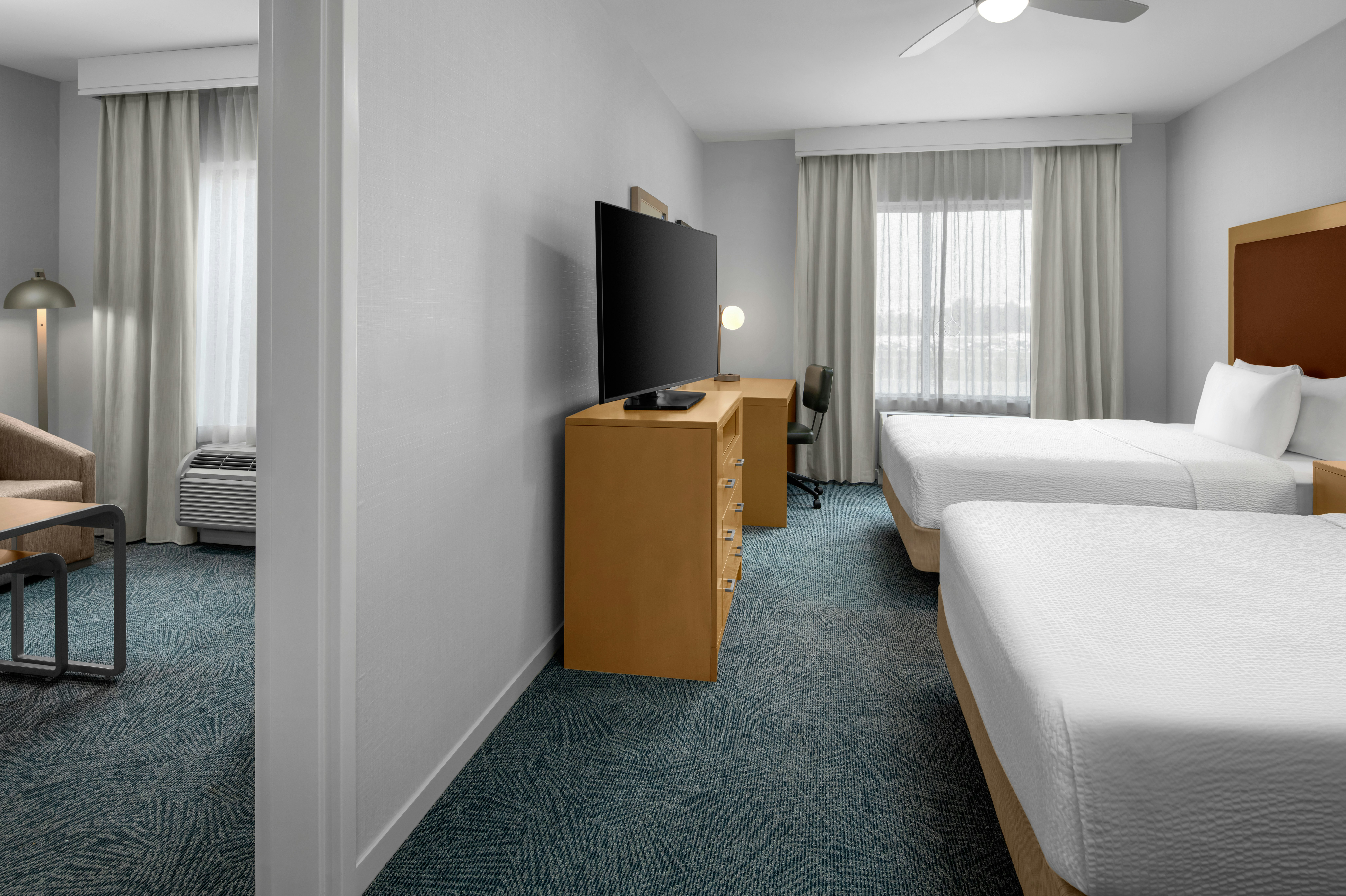 1 BEDROOM, SUITE, 2 QUEEN BEDS