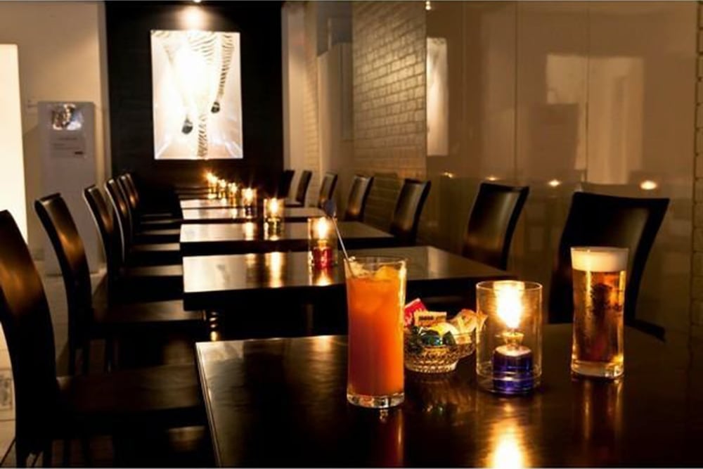 Hamilton Hotel Black 32/36